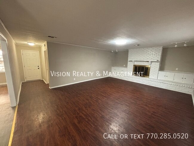 Building Photo - 3608 Sir Michael Dr
