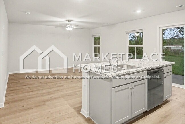 Building Photo - 4161 Hudson Ct SW