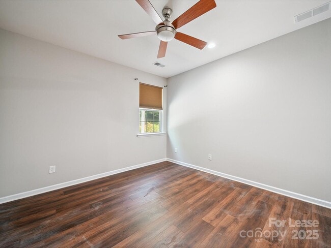 Building Photo - 10327 Rutledge Ridge Dr NW