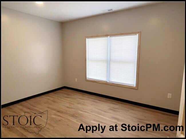 Building Photo - 224 Emmit Ave