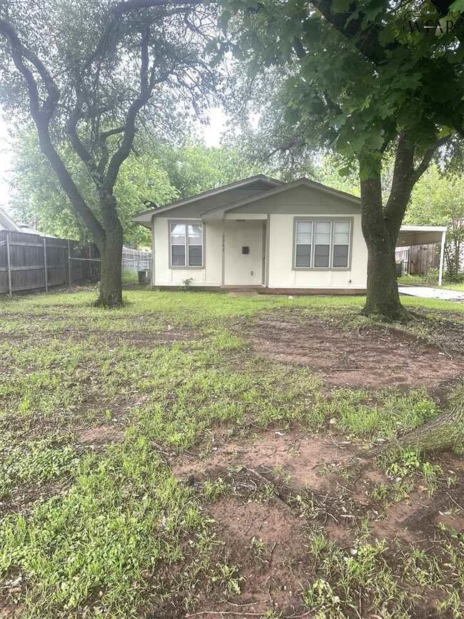 Primary Photo - 2943 McGaha Ave