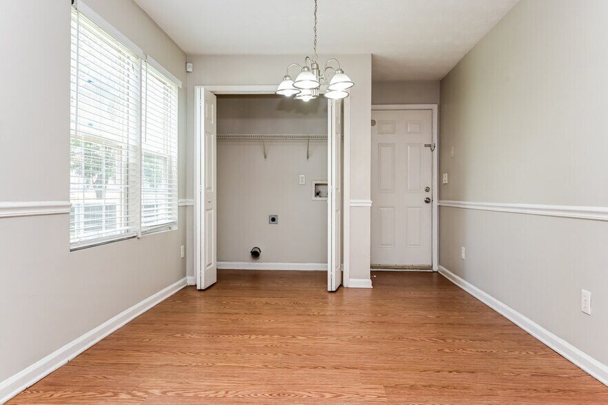 Building Photo - 245 Whistle Way