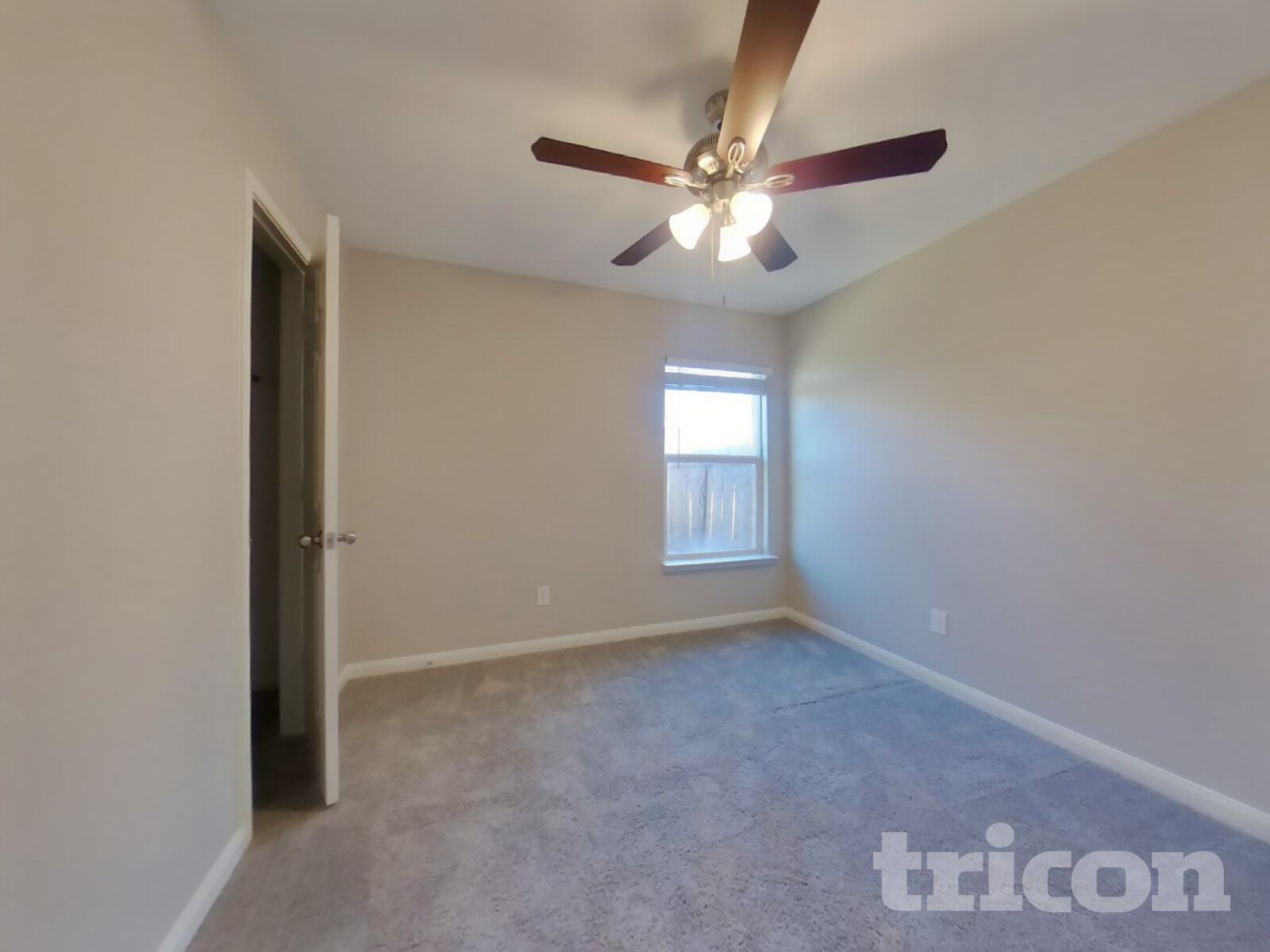 Building Photo - 102 Saddlebag Ct