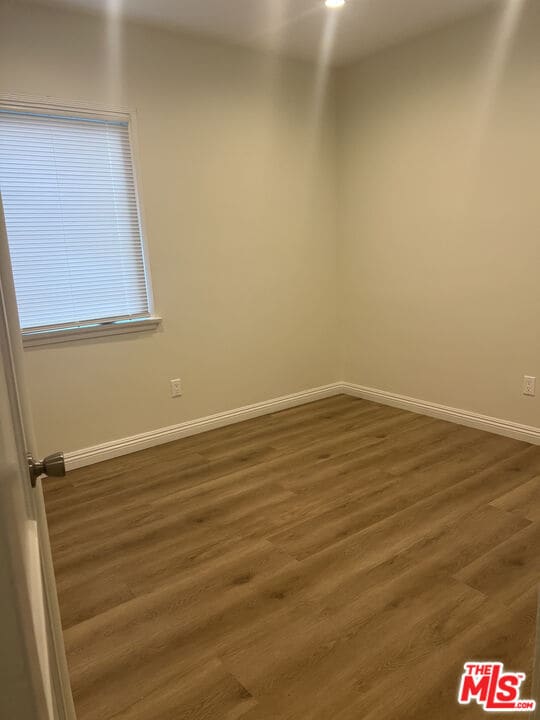 Building Photo - 4127 W Toluca Lake Ave