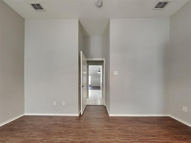 Building Photo - 8401 Greenfield Dr