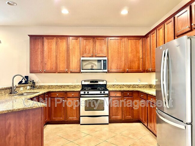 Building Photo - 11210 Roseate Dr