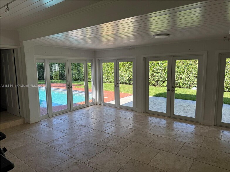 Building Photo - 3618 Palmarito St