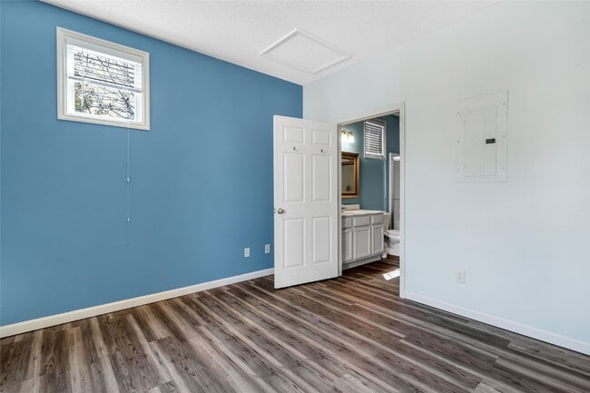 Building Photo - 3541 Hempstead St
