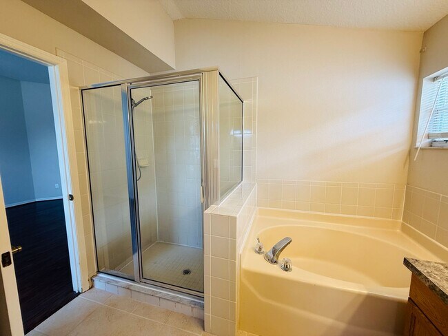 Building Photo - 5534 Turtle Crossing Loop