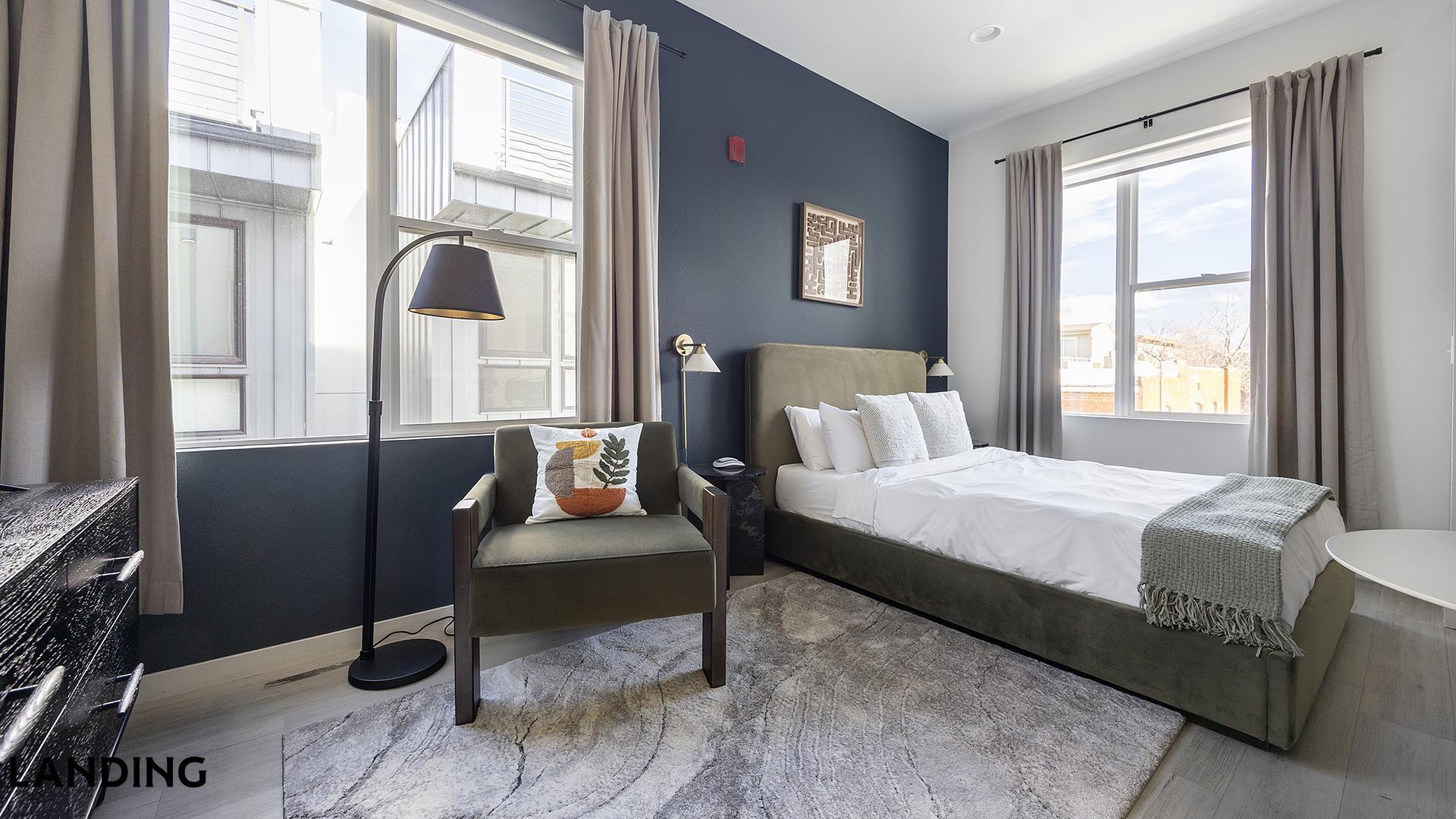 Building Photo - 3024-3024 Zuni St