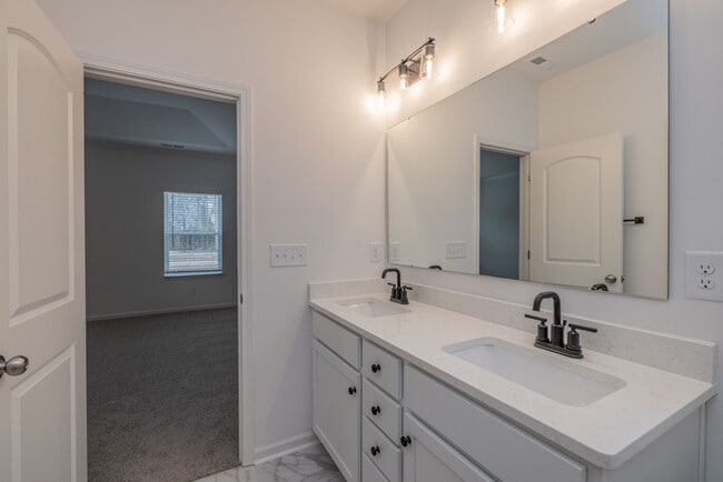 Building Photo - NEW CONSTRUCTION 3BD/3BATH Home in Stonebridge -Available FEBRUARY 2026