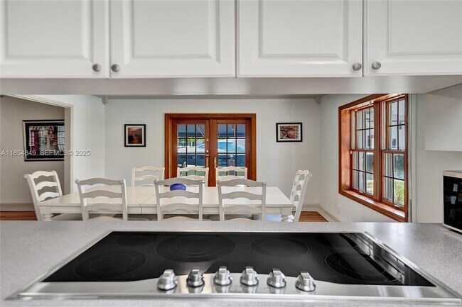 Building Photo - 609 Isle of Palms Dr