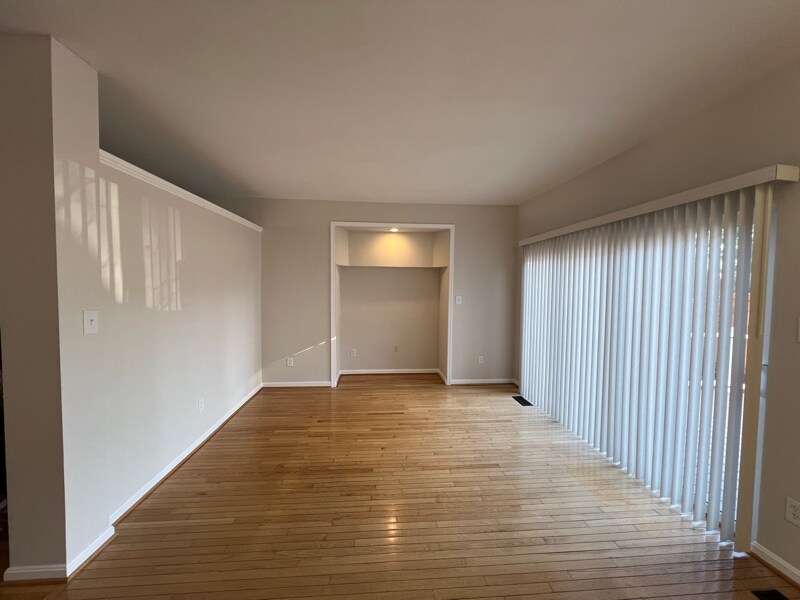 Building Photo - 14205 Brenham Dr