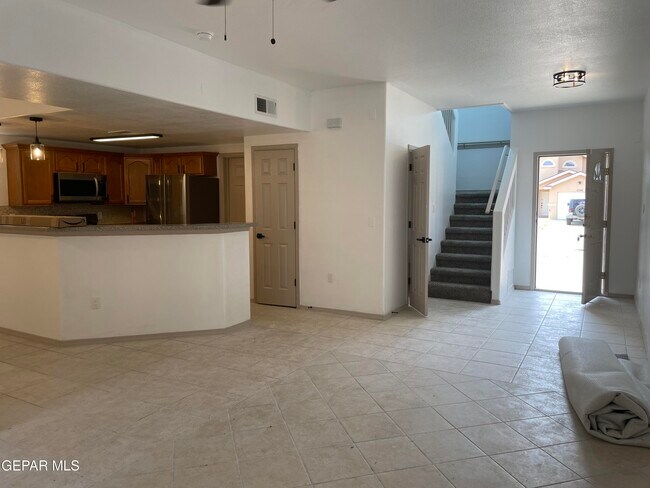 Building Photo - 12325 Tierra Arena Dr