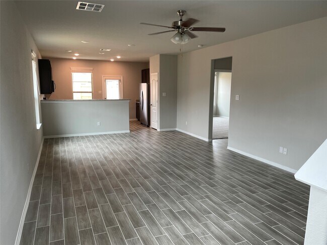 Building Photo - 838 Wembley Wood Wy