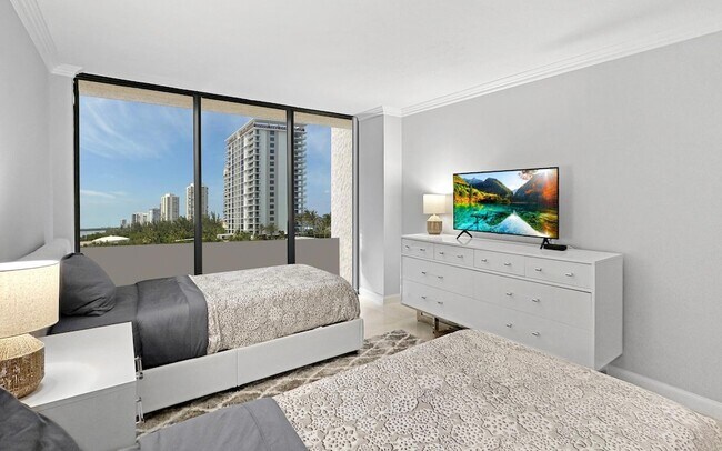 Building Photo - 4200 N Ocean Dr