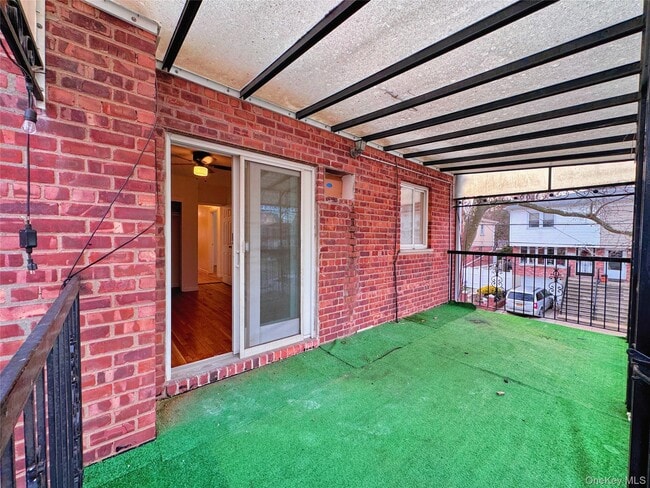 Building Photo - 117-01 14th Ave