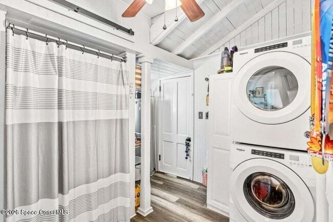 Building Photo - 1654 Highland Ave