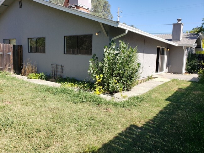 Building Photo - Nice, Cute and Clean!!!