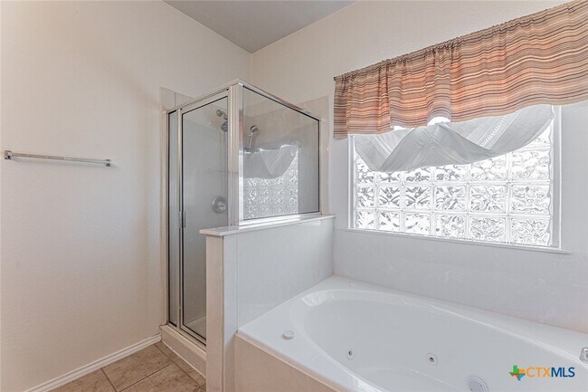 Building Photo - 514 Prospector Trl