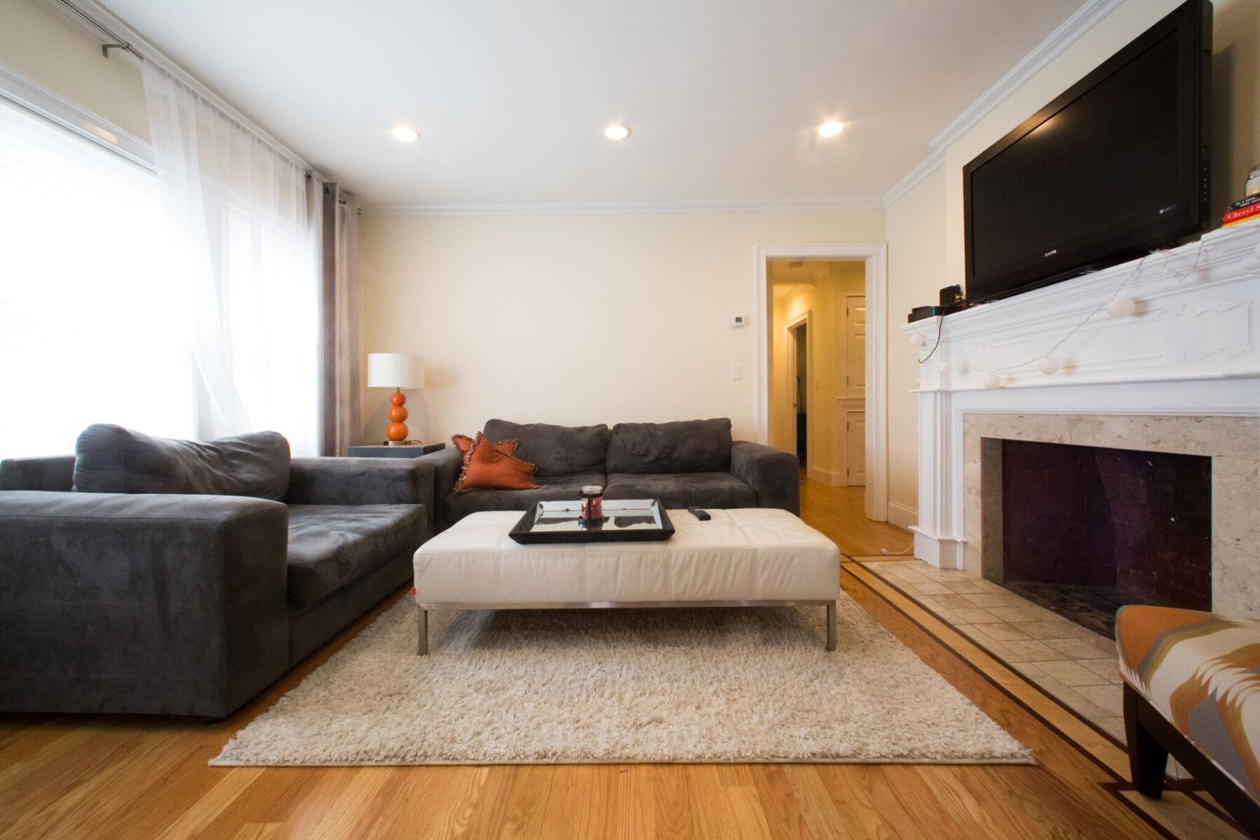 Building Photo - 35 Long Ave