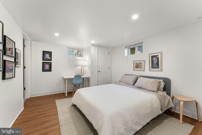 Building Photo - 5302 Baltimore Ave