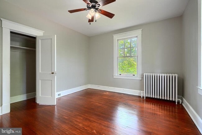 Building Photo - 720 Dryden Dr