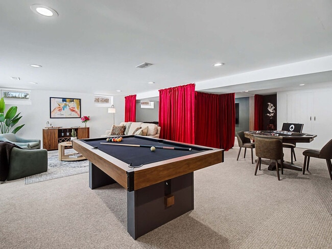 Building Photo - 28649 Jackson Rd