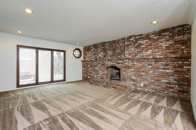 Building Photo - LA PALMA  4BR/2.5BA HOME IN HIGHLY SOUGHT AFTER NEIGHBORHOOD