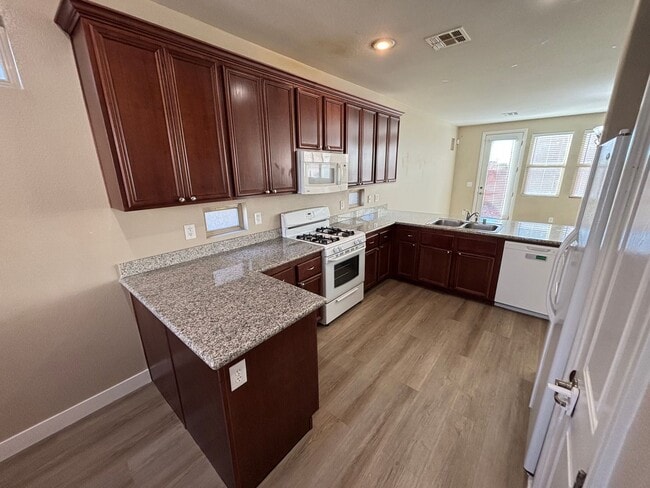 Building Photo - Beautiful 4/Bed/3Bath/2Car Two-Story Home with Loft and Office in Providence!