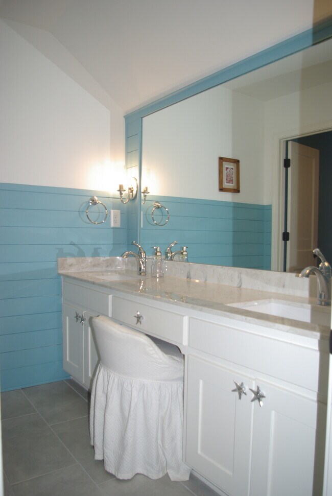 Building Photo - 24 Sevier St