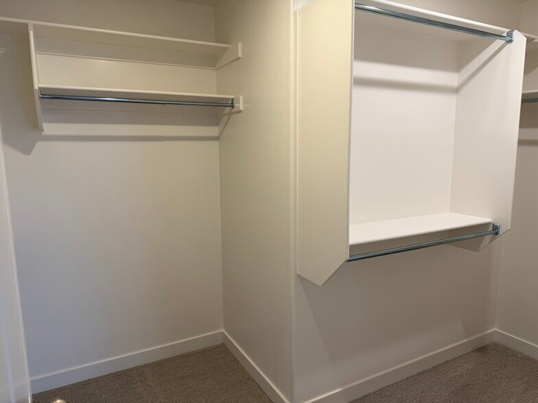 Building Photo - 1485 N 305 E