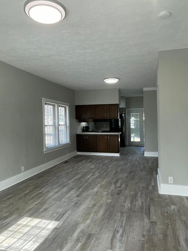 Building Photo - Charming 2-Bedroom Home with Full Basement