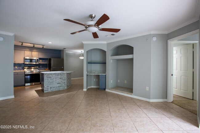 Building Photo - 3591 Kernan Blvd S