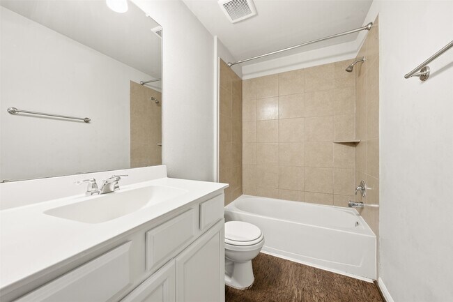 Building Photo - 19010 Whitehaven Bend Ln