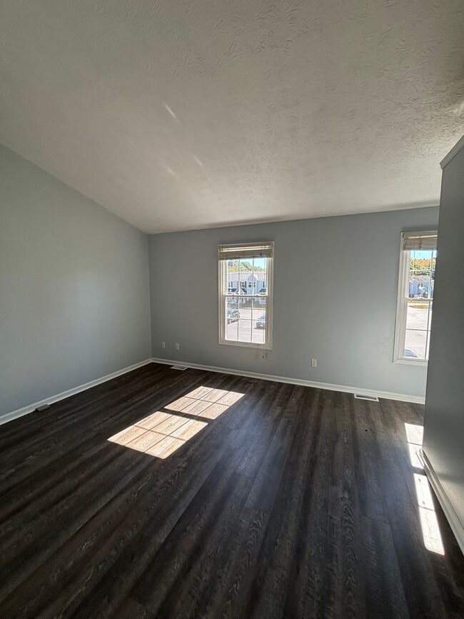 Building Photo - 119 Sterling Ct