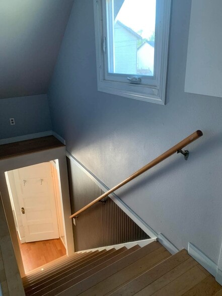 Building Photo - 7225 SE 60th Ave