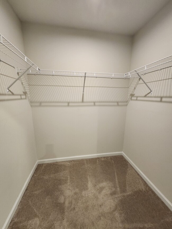 Building Photo - 116 Forthside Wy