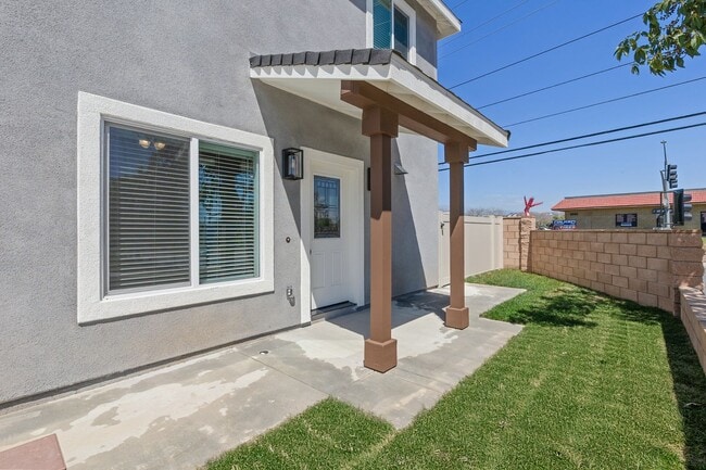 Building Photo - BRAND NEW HOME