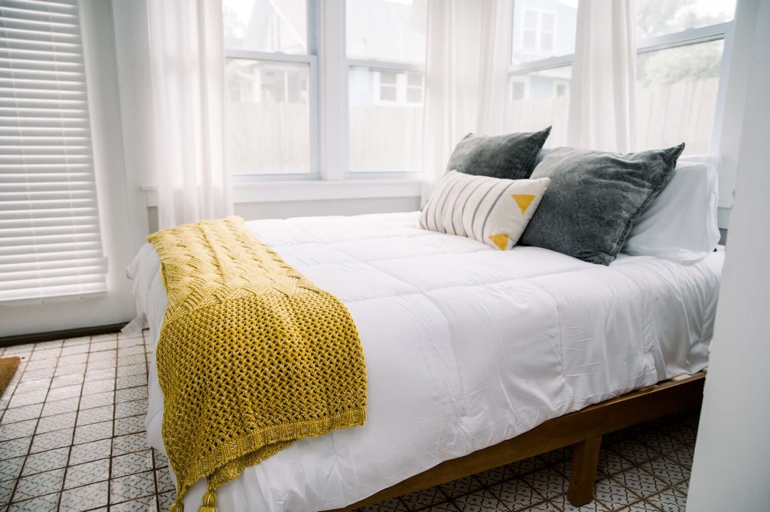 Building Photo - 507 S 2nd St