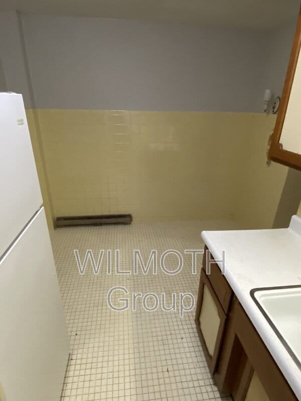 Building Photo - 5358 Winthrop Ave