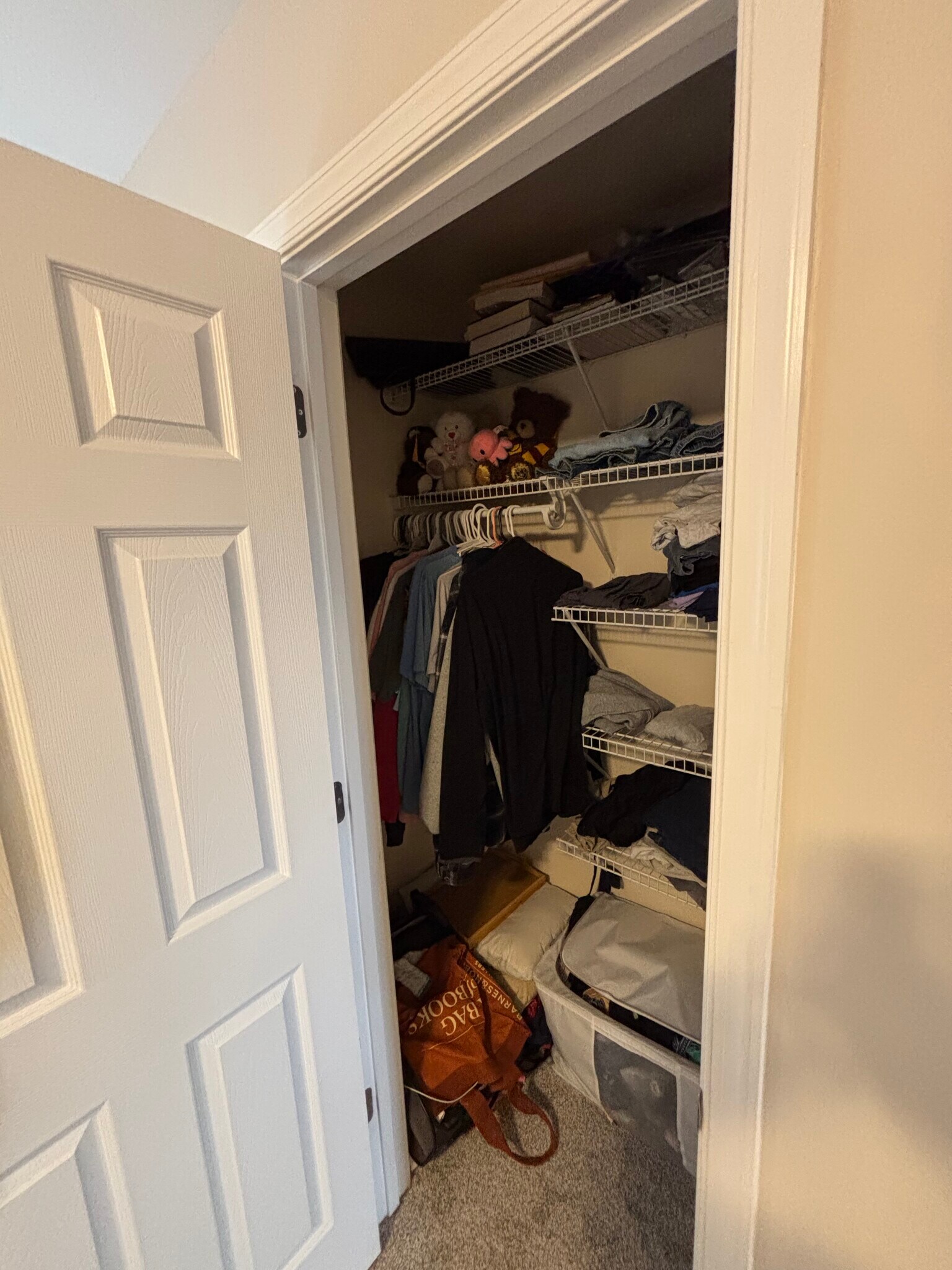 Building Photo - 1810 Broadway St