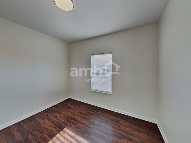 Building Photo - 337 Karst Cir