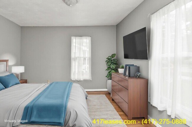 Building Photo - 2139 N Taylor Ave