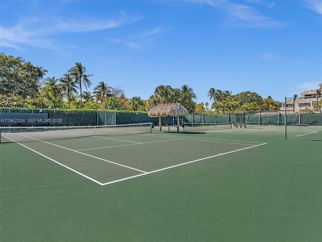 Building Photo - 101 Crandon Blvd