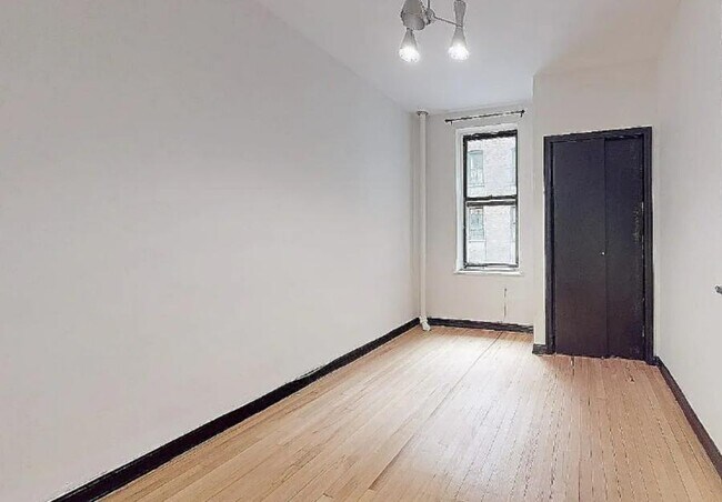 Building Photo - West 136th Street