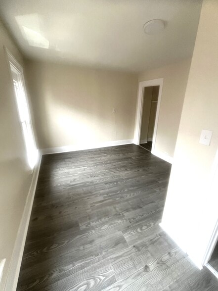 Building Photo - 239 W 16th St