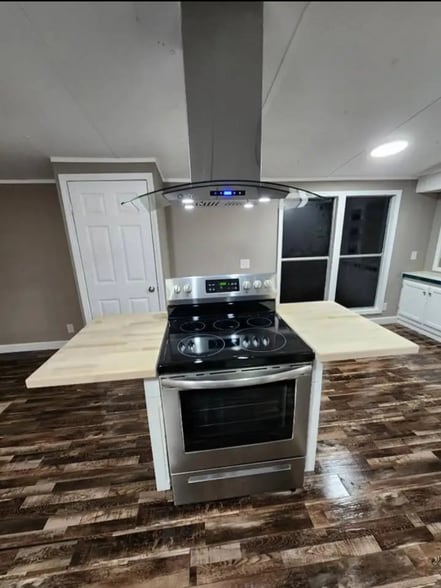 Building Photo - 65 Old Milburnton Rd