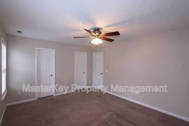 Building Photo - 309 Glaston Ct