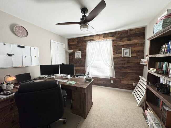 Building Photo - 309 Queenswood Blvd